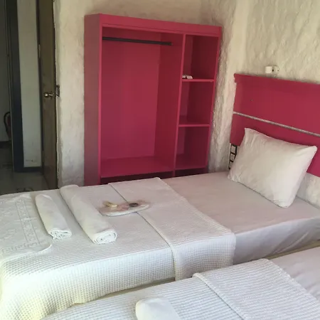 Aladam Hotel